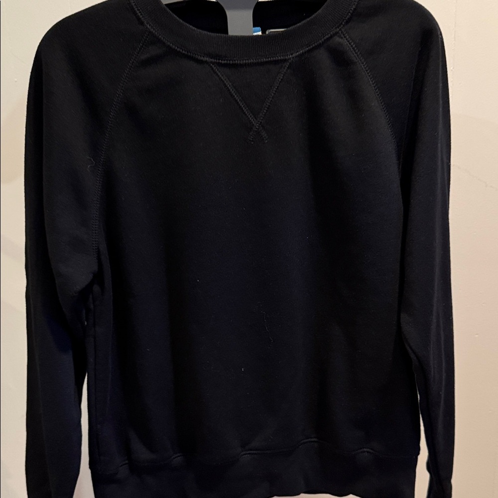 Old Navy Men's Black Crewneck Sweater